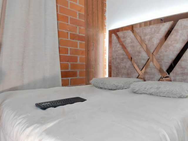 Madam-Agatha live cam on BongaCams