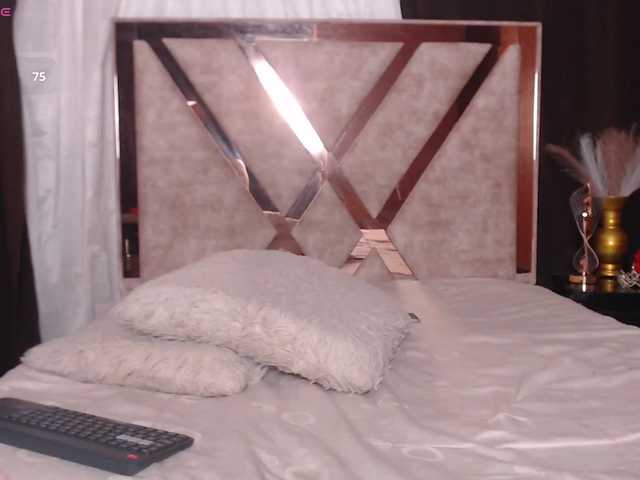 Madam-Agatha live cam on BongaCams