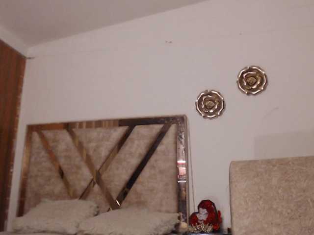 Madam-Agatha live webcam show