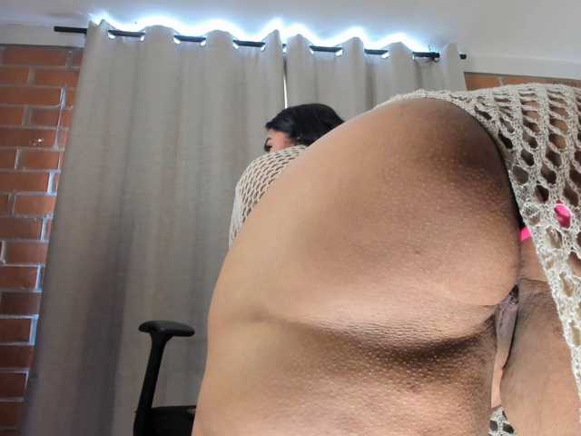 Madam-Agatha live cam on BongaCams