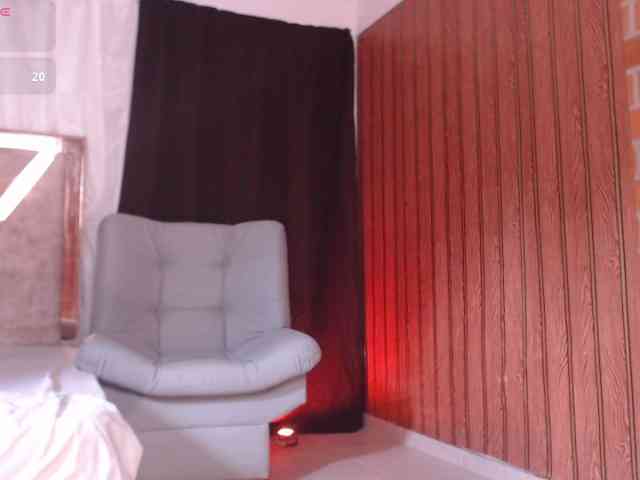 Madam-Agatha webcam