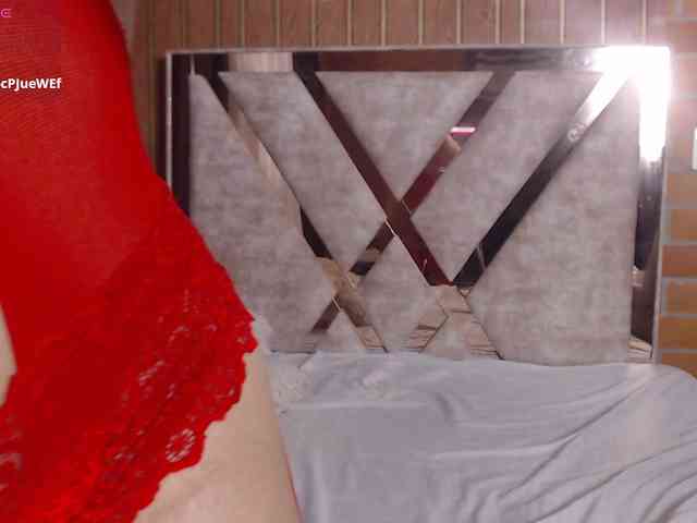 Madam-Agatha webcam