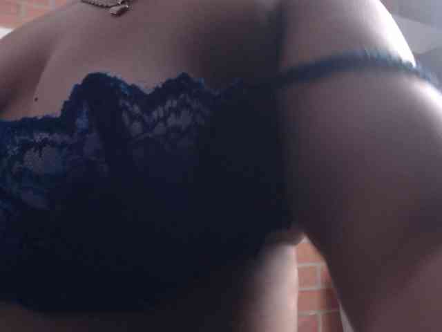 Madam-Agatha webcam