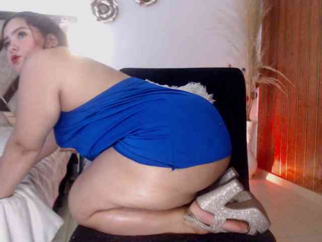 Madam-Agatha webcam