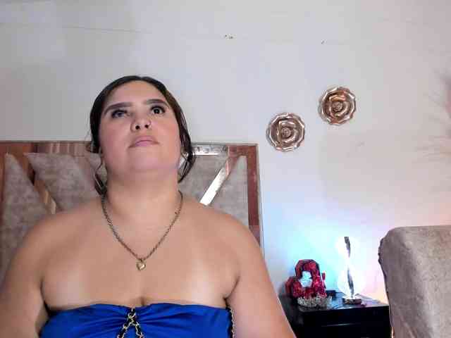 Madam-Agatha webcam
