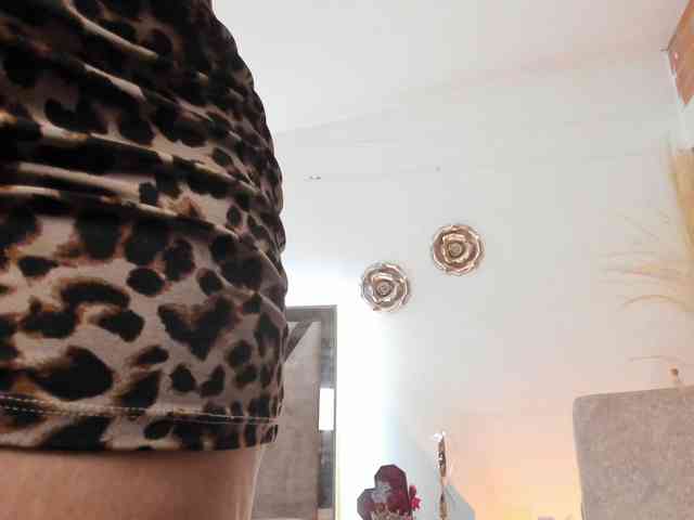 Madam-Agatha webcam
