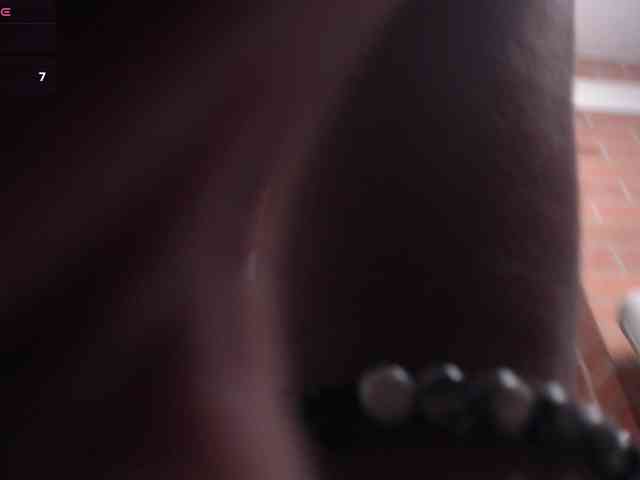 Madam-Agatha webcam