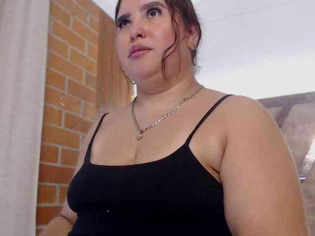 Madam-Agatha webcam
