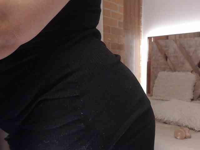 Madam-Agatha webcam