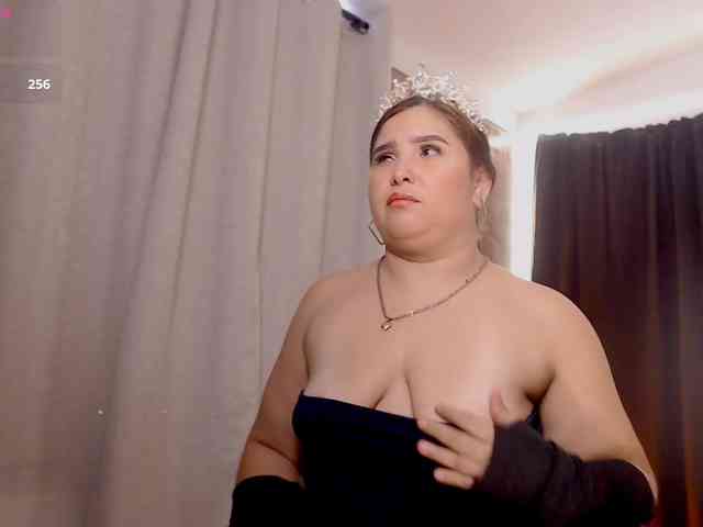 Madam-Agatha webcam