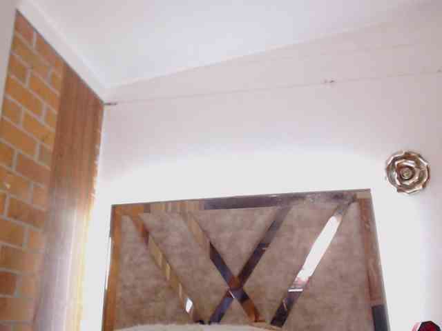 Madam-Agatha webcam