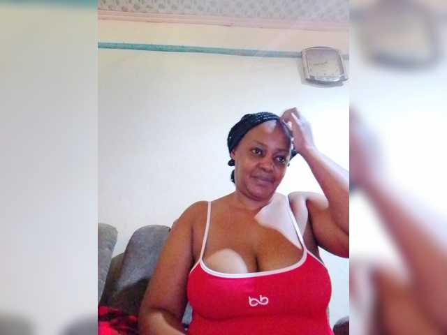 Prettylexxi live cam on BongaCams