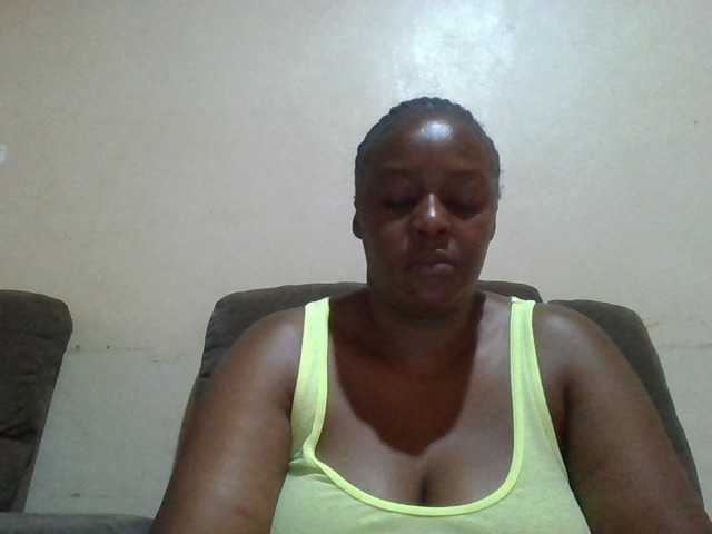 Prettylexxi live cam on BongaCams