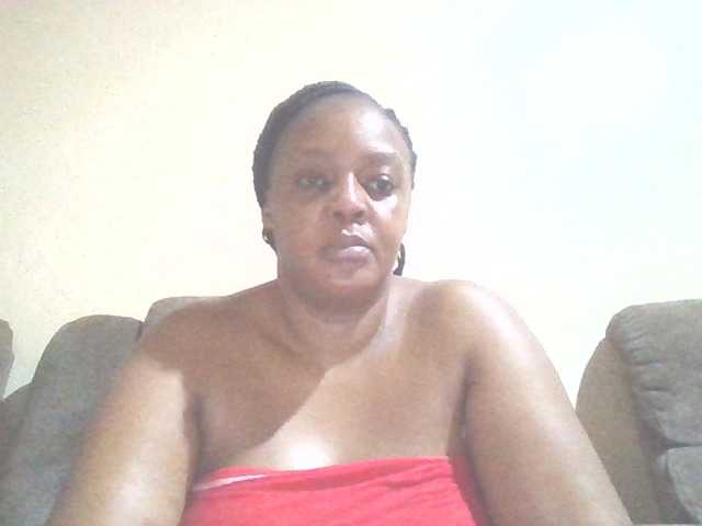 Prettylexxi live cam on BongaCams