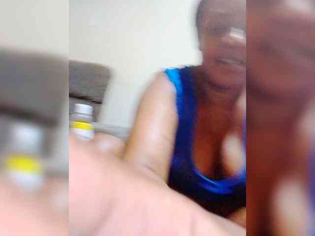 Prettylexxi webcam