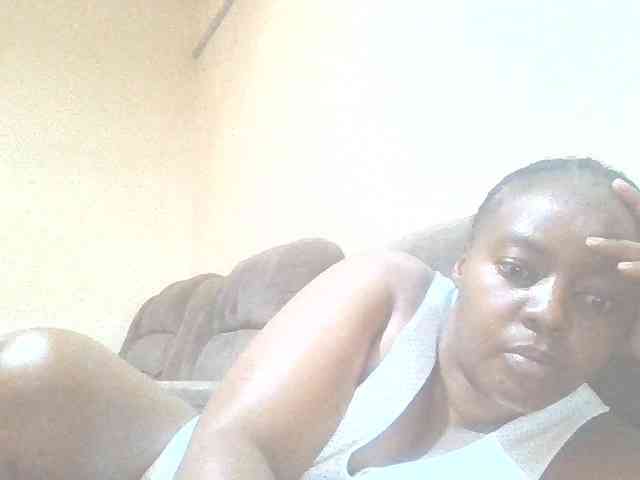Model: Prettylexxi