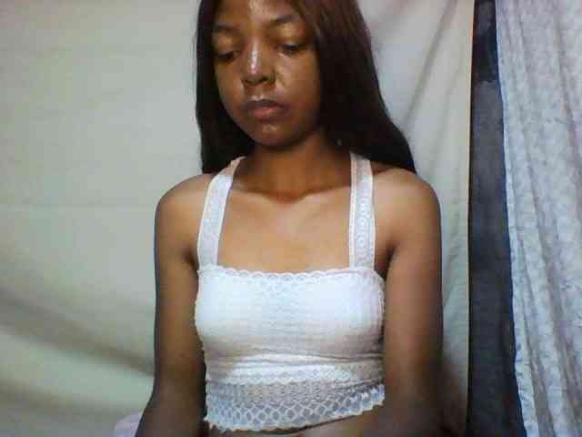 Babygirl7x webcam