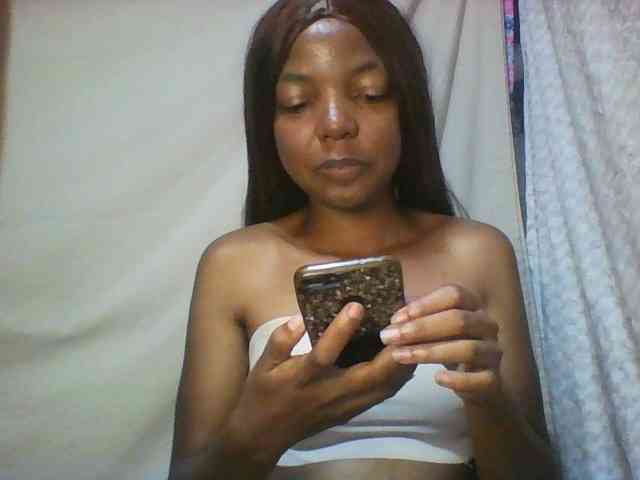 Babygirl7x webcam