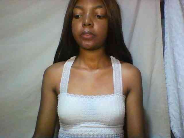 Babygirl7x webcam