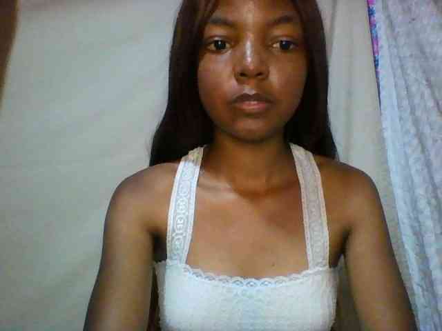Babygirl7x webcam