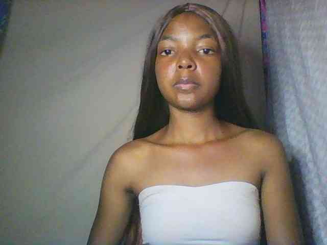 Babygirl7x webcam