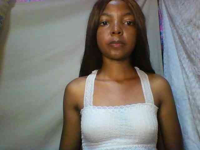 Babygirl7x webcam
