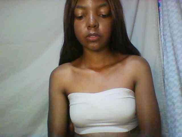 Babygirl7x webcam
