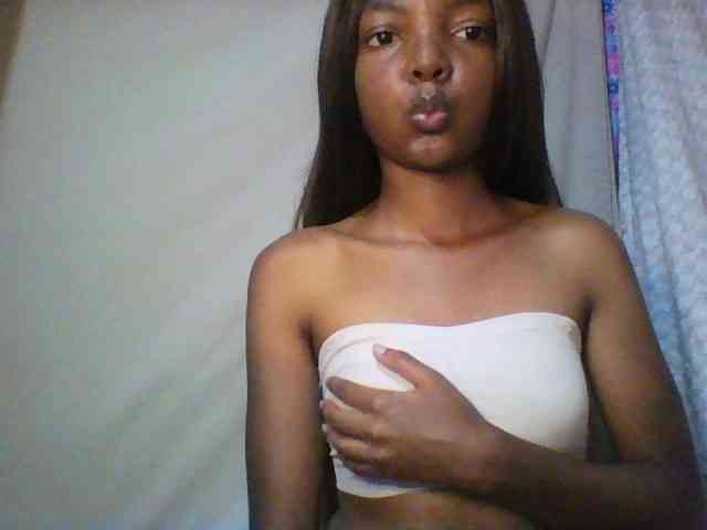 Babygirl7x webcam