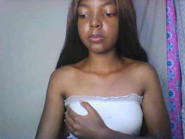 Babygirl7x webcam