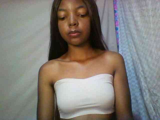 Babygirl7x webcam
