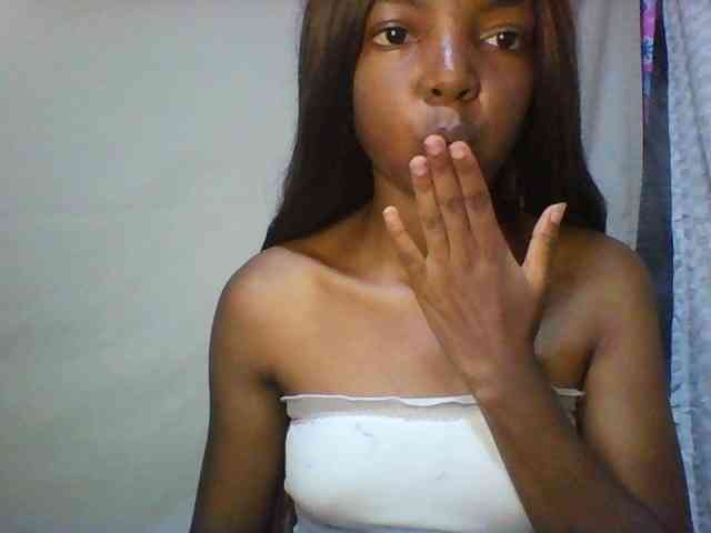 Babygirl7x webcam
