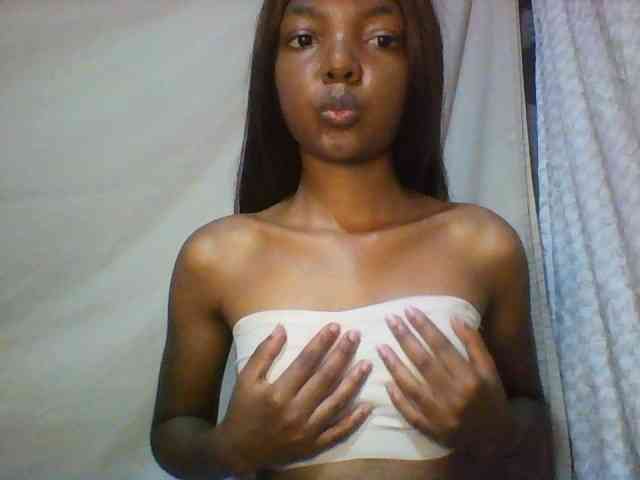 Babygirl7x webcam