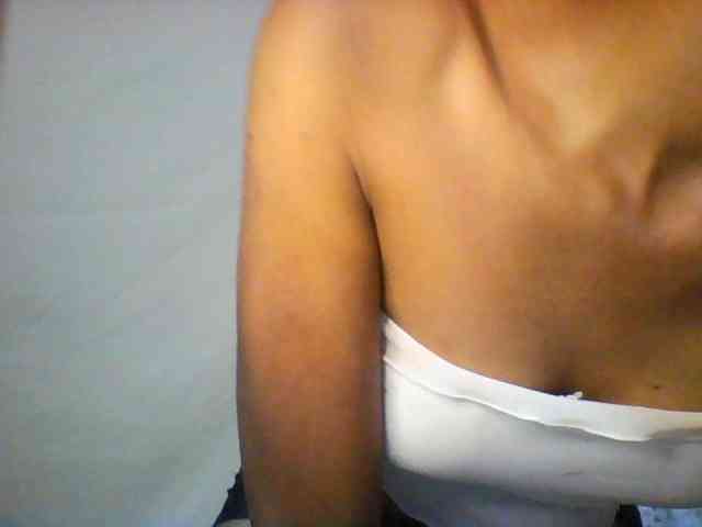 Babygirl7x webcam