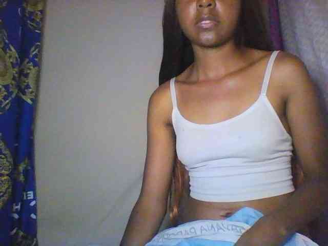 Babygirl7x webcam