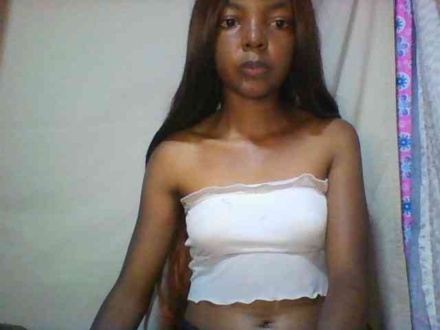 Babygirl7x webcam