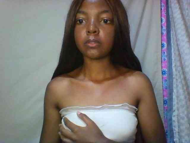 Babygirl7x webcam