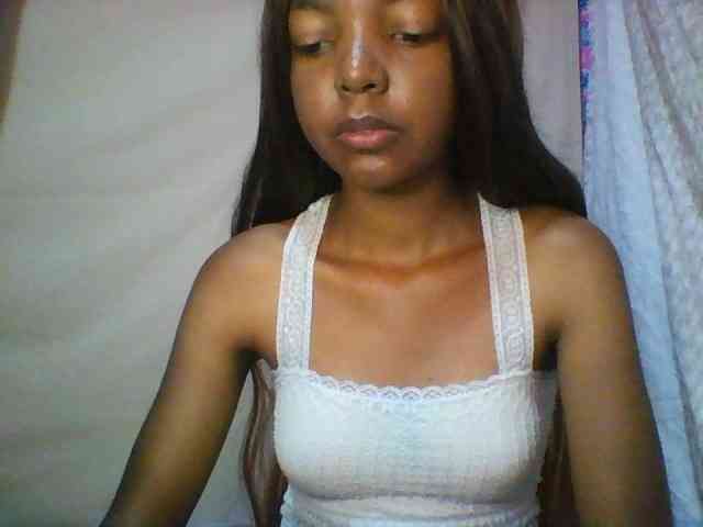 Babygirl7x webcam