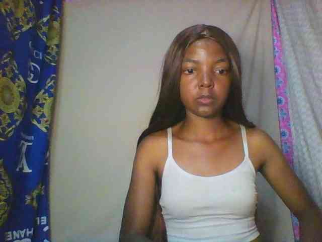 Babygirl7x webcam