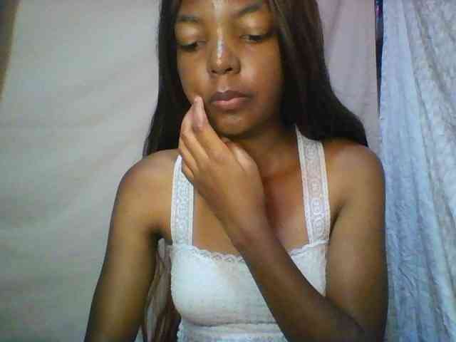 Babygirl7x webcam