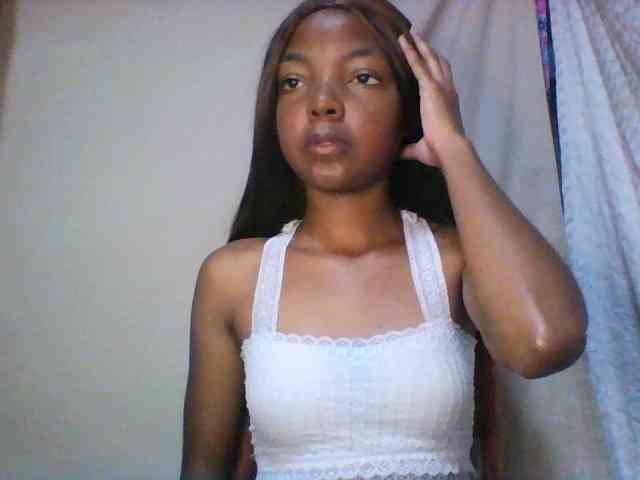 Babygirl7x webcam