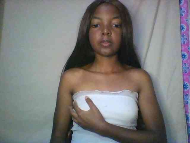 Babygirl7x webcam