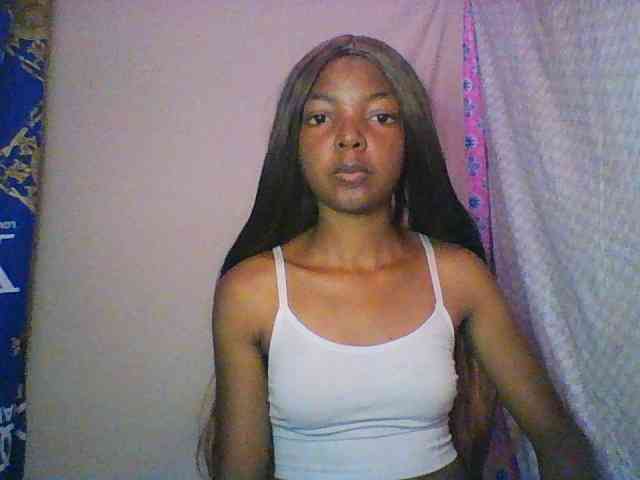 Babygirl7x webcam