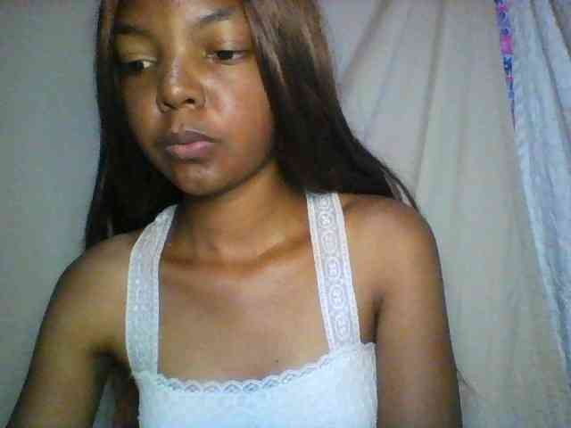 Babygirl7x webcam