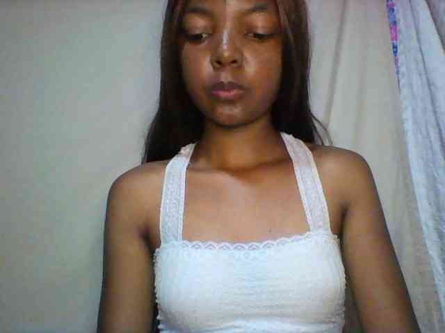Babygirl7x webcam
