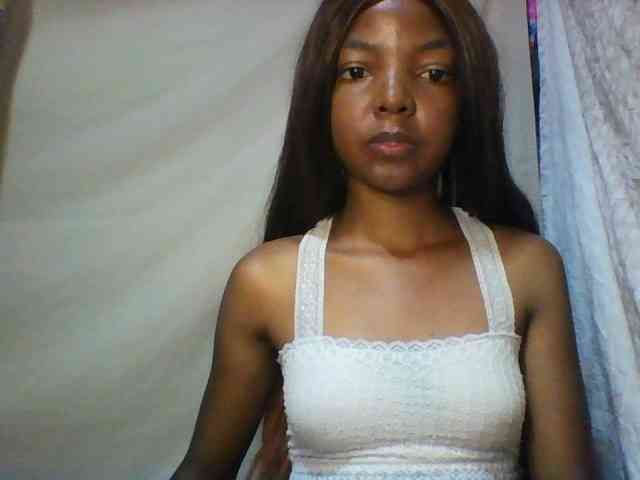 Babygirl7x webcam