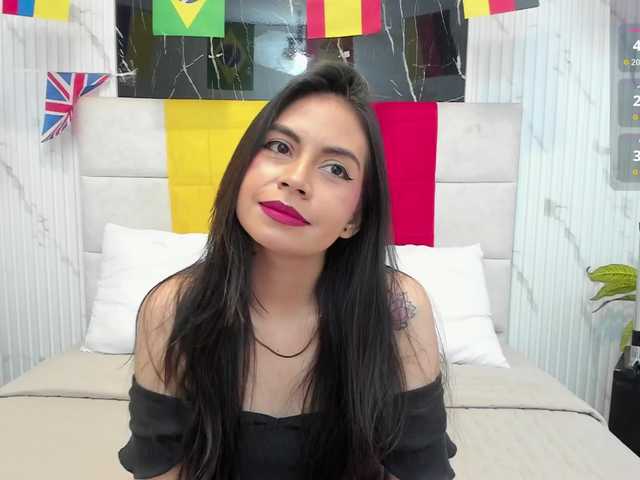 AlissonNoir live cam on BongaCams