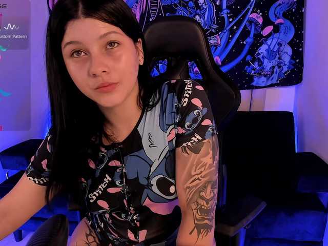 LanaKyutt live cam on BongaCams