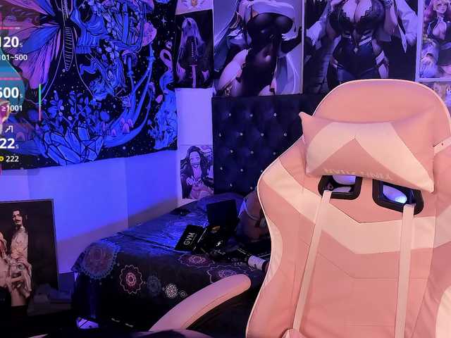 LanaKyutt live cam on BongaCams