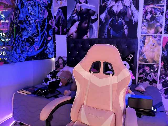 LanaKyutt live cam on BongaCams