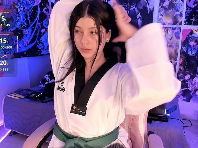 LanaKyutt live webcam show